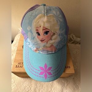 Girls Frozen Cap few light stains